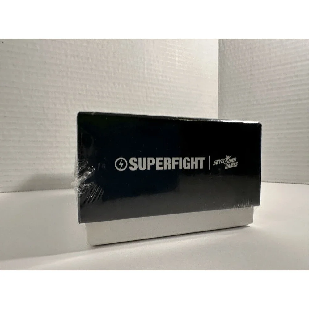 Superfight 500 Card Core Deck - A Game of Absurd Arguments *NEW & SEALED*
